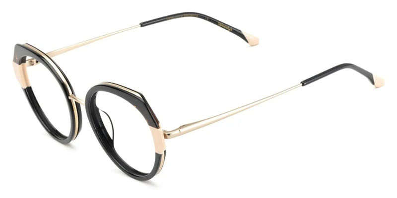 Woodys Cassina 01